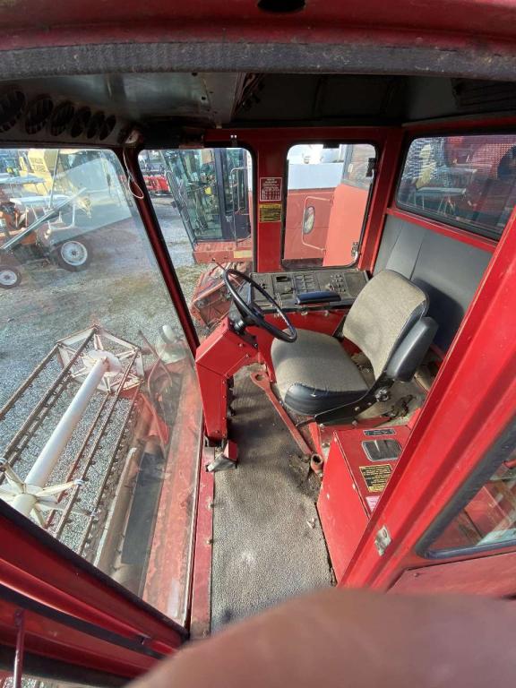 Case IH Axial Flow 1440 Photo 2