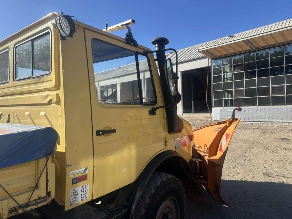 Mercedes-Benz Unimog U 1000 32.883km // ORIGINAL MILEAGE Photo 12