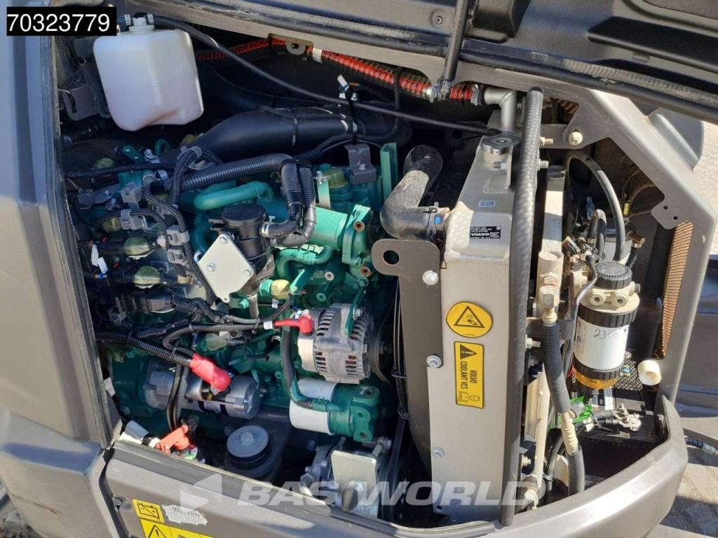Volvo ECR58 F A/C - 3 Buckets Photo 30