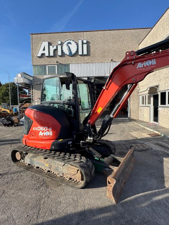 Kubota KX060-5 Photo 4