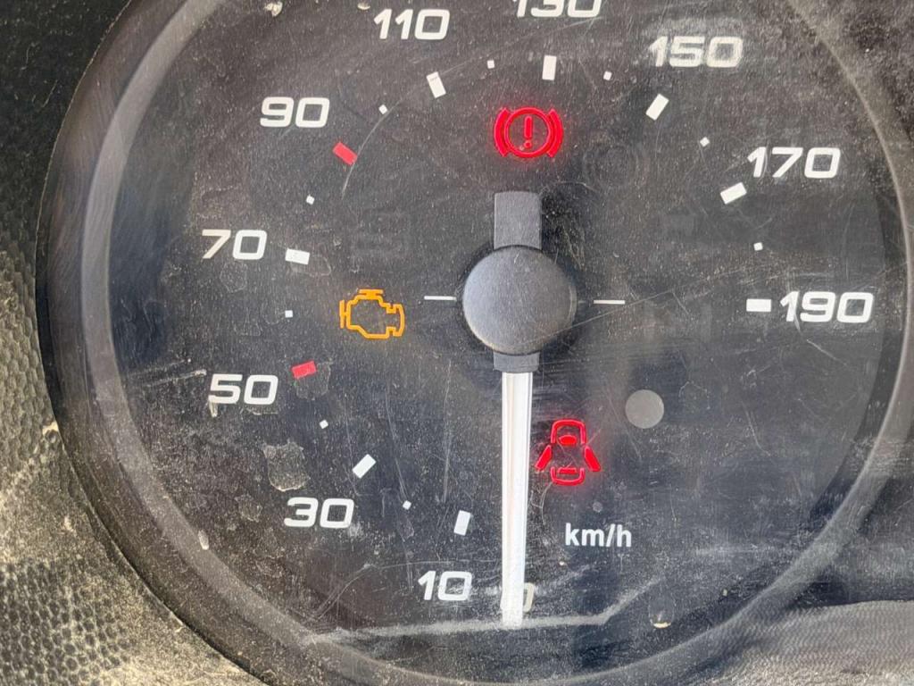 Iveco DAILY 35-150 Photo 7