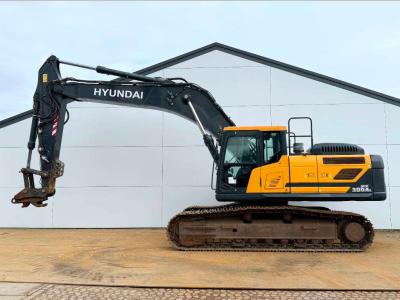 Hyundai HX300AL - Quick Coupler / 360° Camera en vente par Boss Machinery