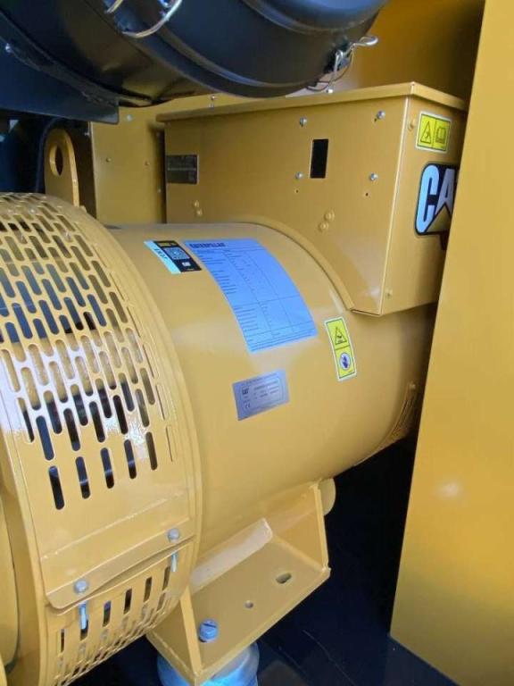 Caterpillar DE500GC - 500 kVA Stand-by Generator - DPX-18220 Photo 13