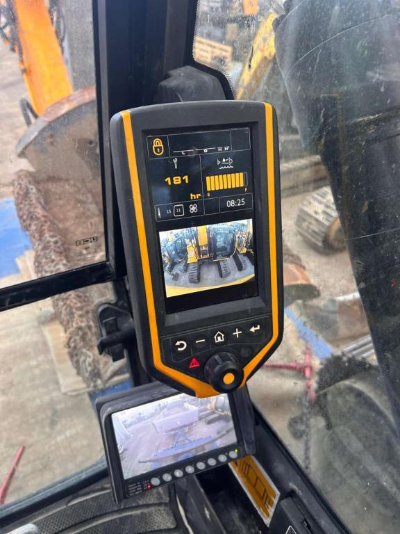 JCB JZ140 Photo 12