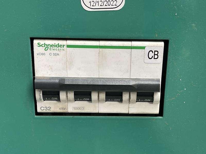 Cummins C 22 D 5 Photo 9
