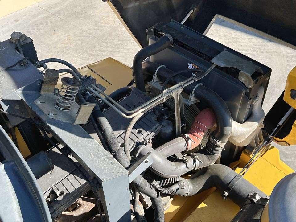 Bell B25D 6x6 Photo 10
