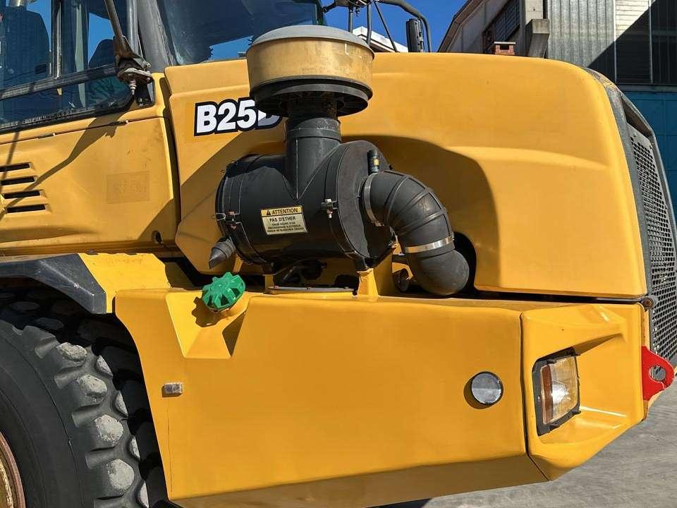 Bell B25D 6x6 Photo 7