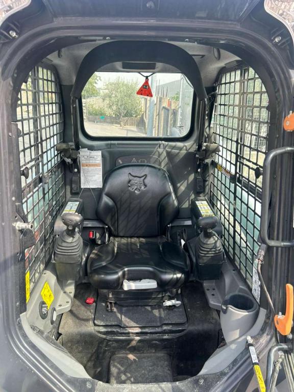 Bobcat S550 Photo 9