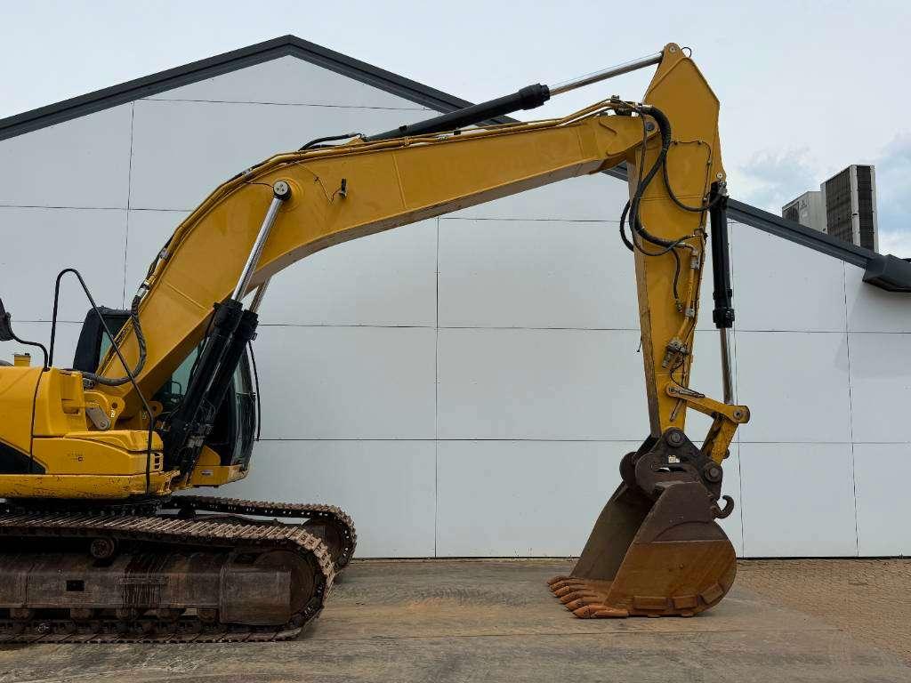 Caterpillar 325DLN - Automatic Greasing / Quick Coupler Photo 14