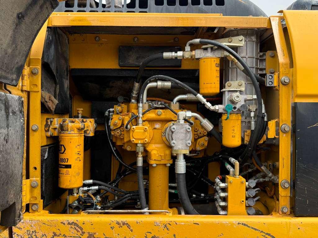 Caterpillar 325DLN - Automatic Greasing / Quick Coupler Photo 25