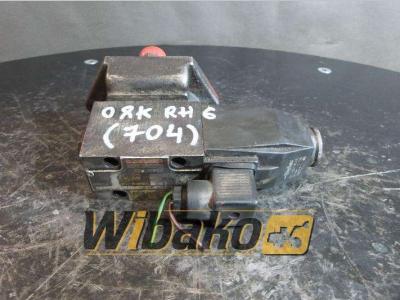 Parker D-1V-W-30-B-JJ-18 en vente par Wibako
