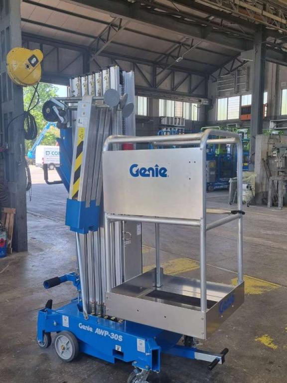 Genie AWP30-S-AC Photo 2