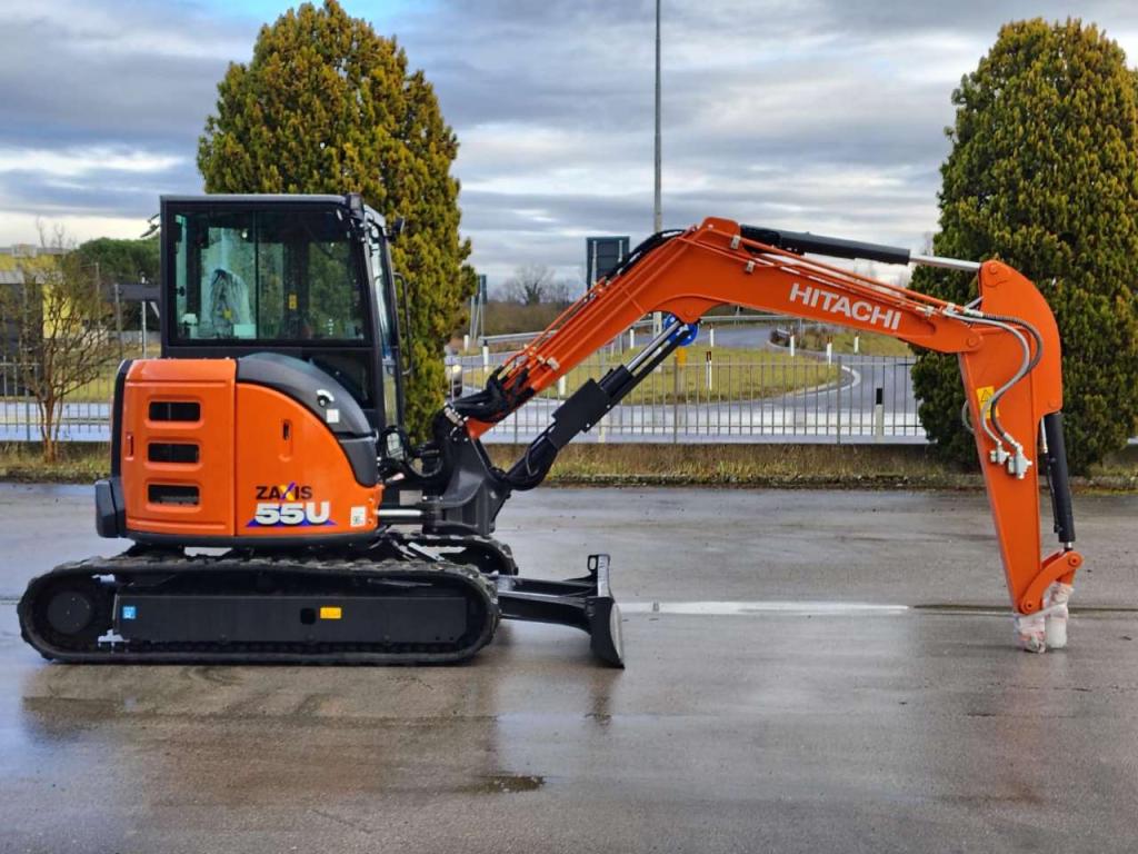 Hitachi ZX 55U-6 CLR Photo 6