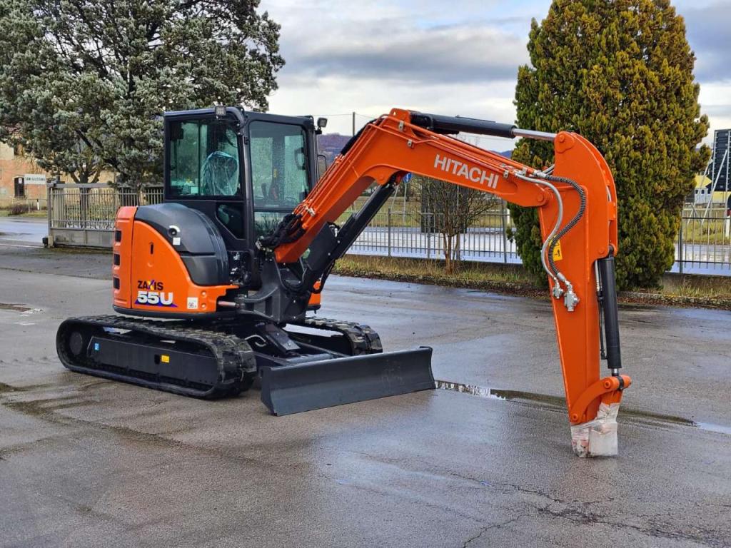 Hitachi ZX 55U-6 CLR Photo 7