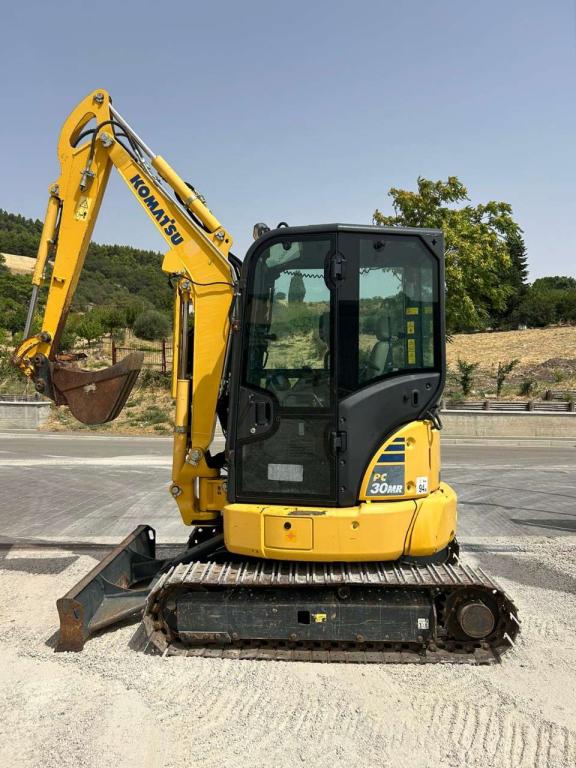 Komatsu PC 30MR-5 Photo 5