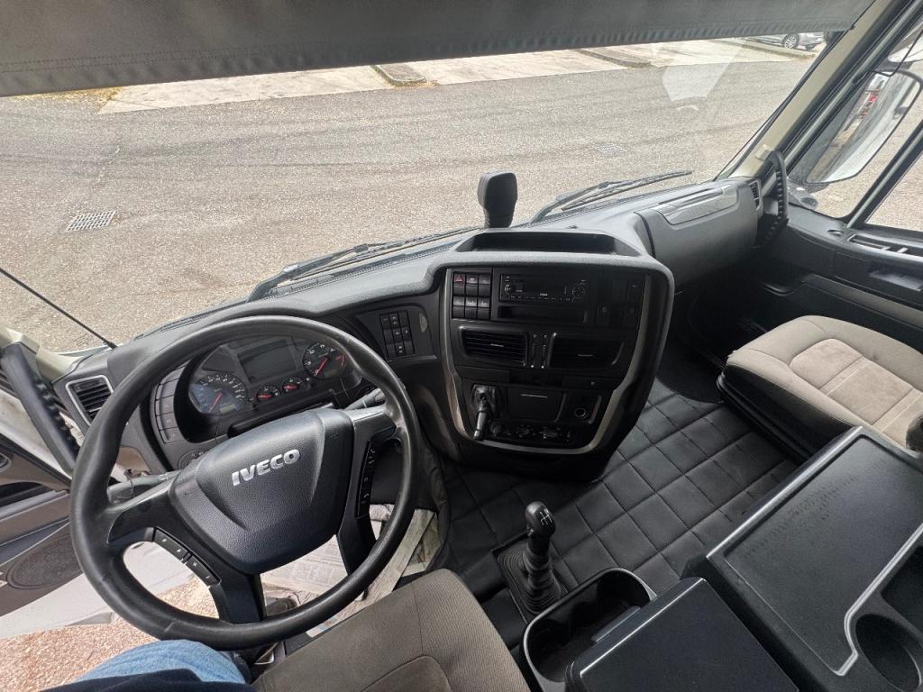 Iveco STRALIS 500 Photo 17