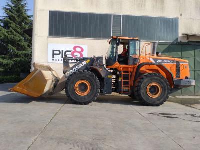 Doosan DL550-5 en vente par Pic8 Srl