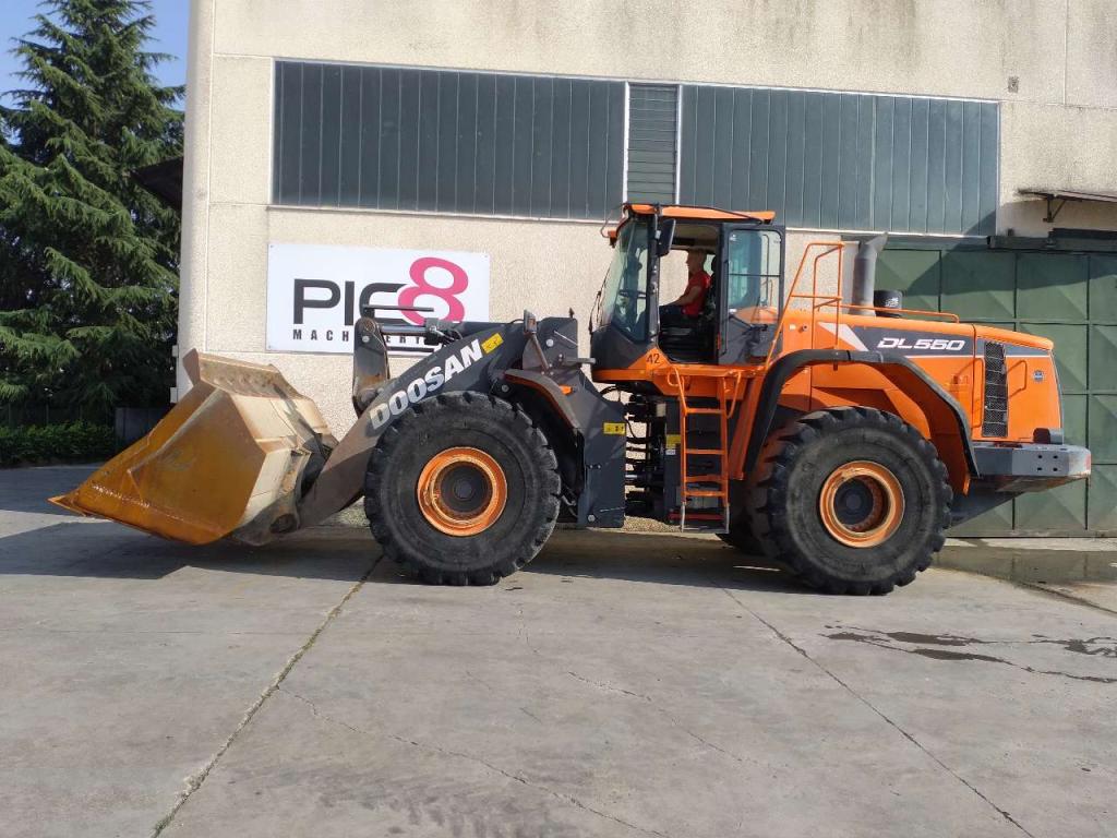 Doosan DL550-5 Photo 1