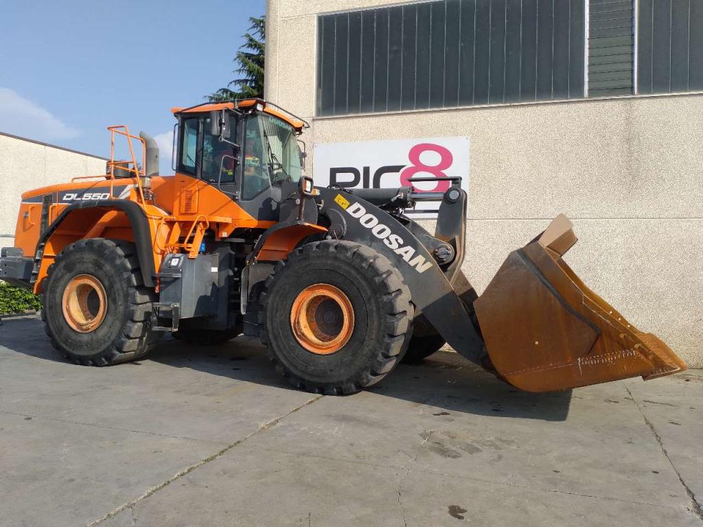 Doosan DL550-5 Photo 4