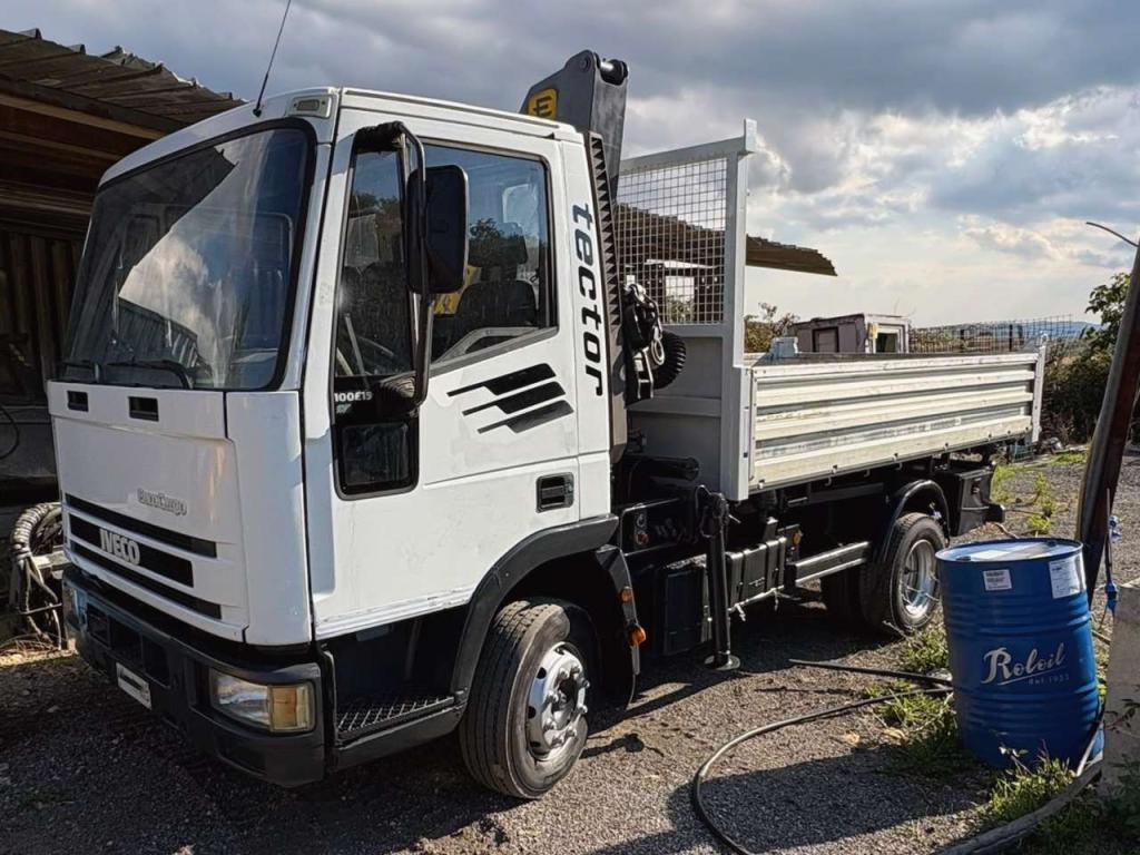 Iveco 100E15 Photo 1