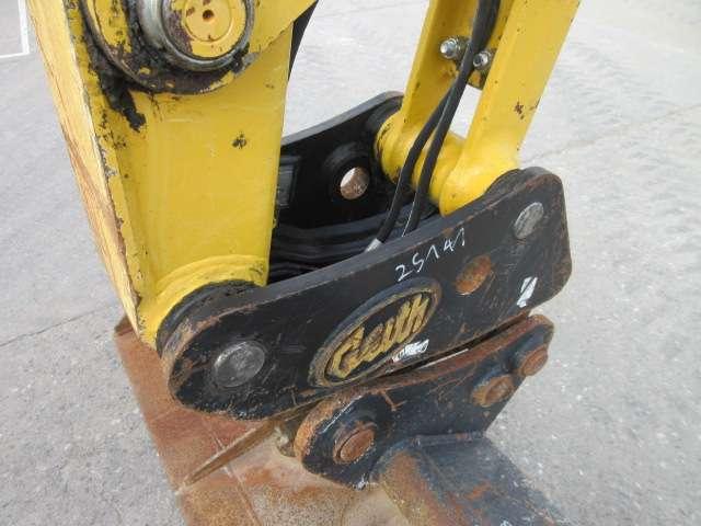 Komatsu PW118 MR-11 Photo 8