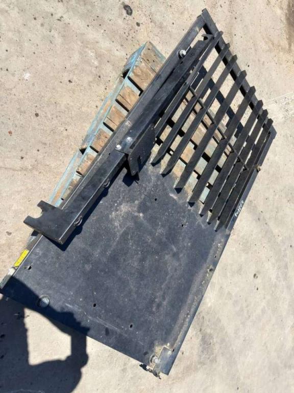 Caterpillar 313E / 320E / 320F / 323E / 325F / 329E/ 330F / 3 Photo 8