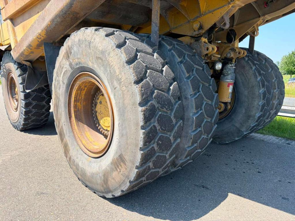 Caterpillar 775E Photo 16