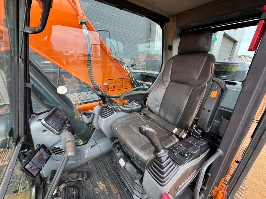 Doosan DX225LC-7 Photo 21