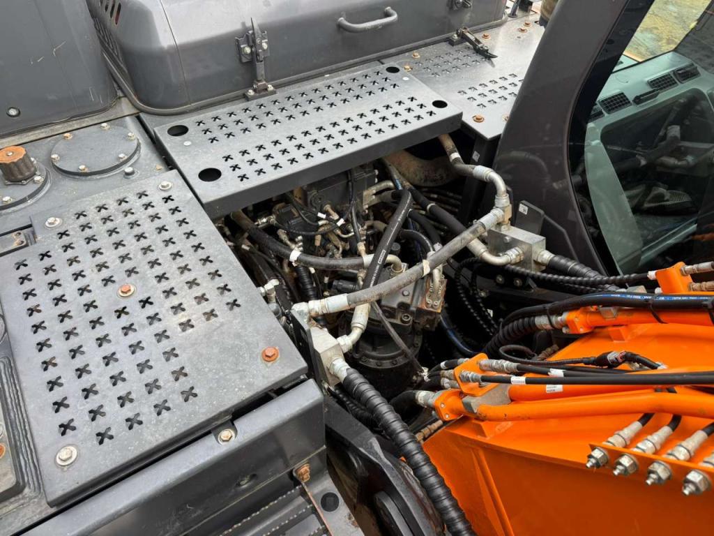 Doosan DX225LC-7 Photo 29
