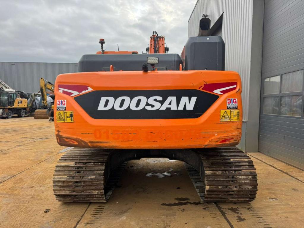 Doosan DX225LC-7 Photo 4