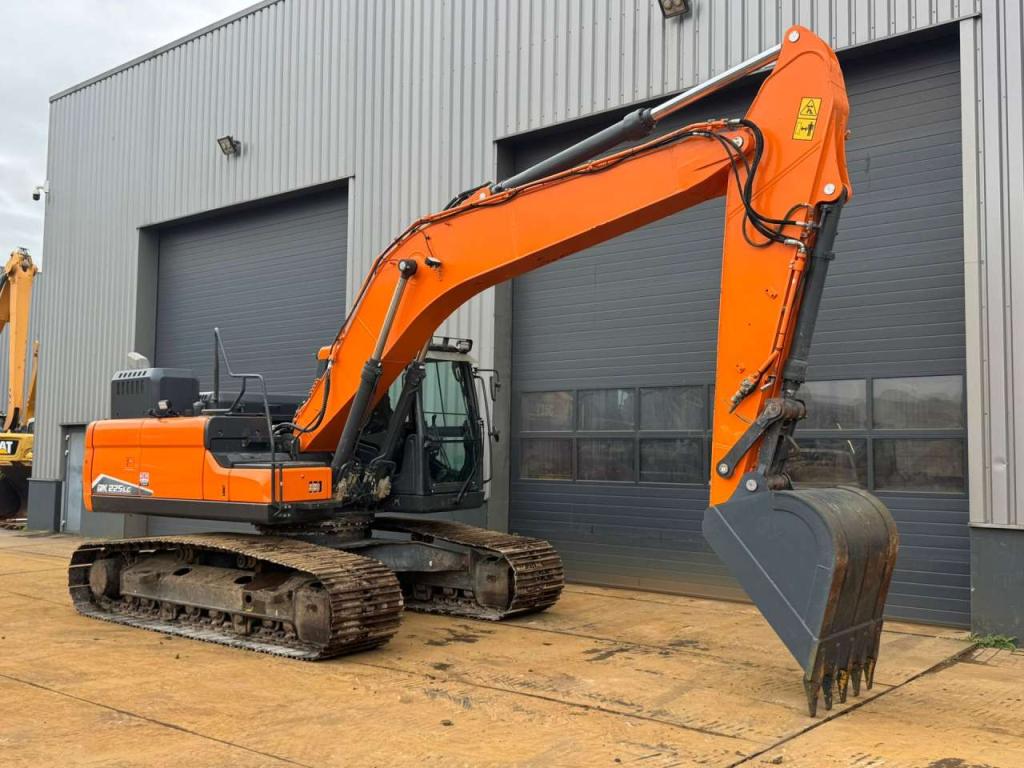 Doosan DX225LC-7 Photo 7