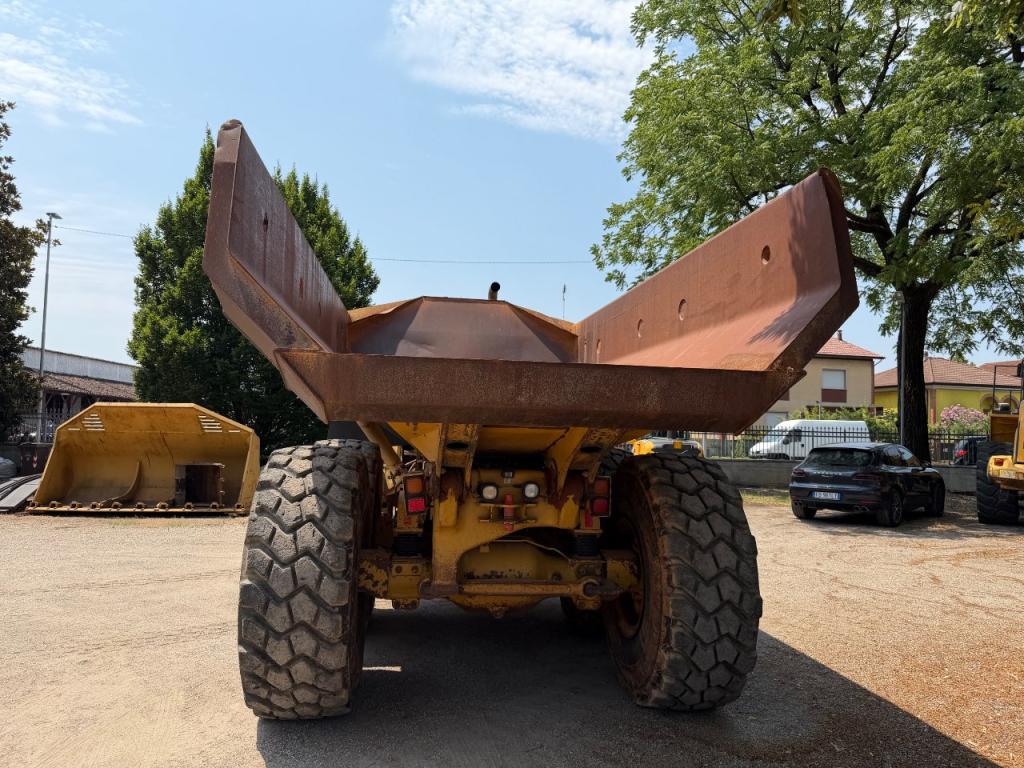 Caterpillar 730 Photo 8