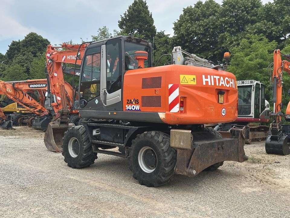 Hitachi ZX140WT-3 Photo 3