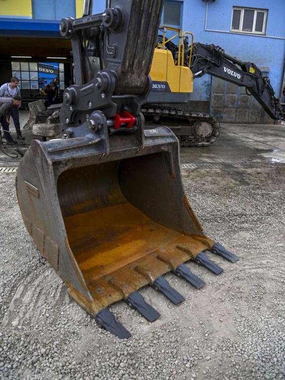 Volvo EC210FNL5 Photo 8