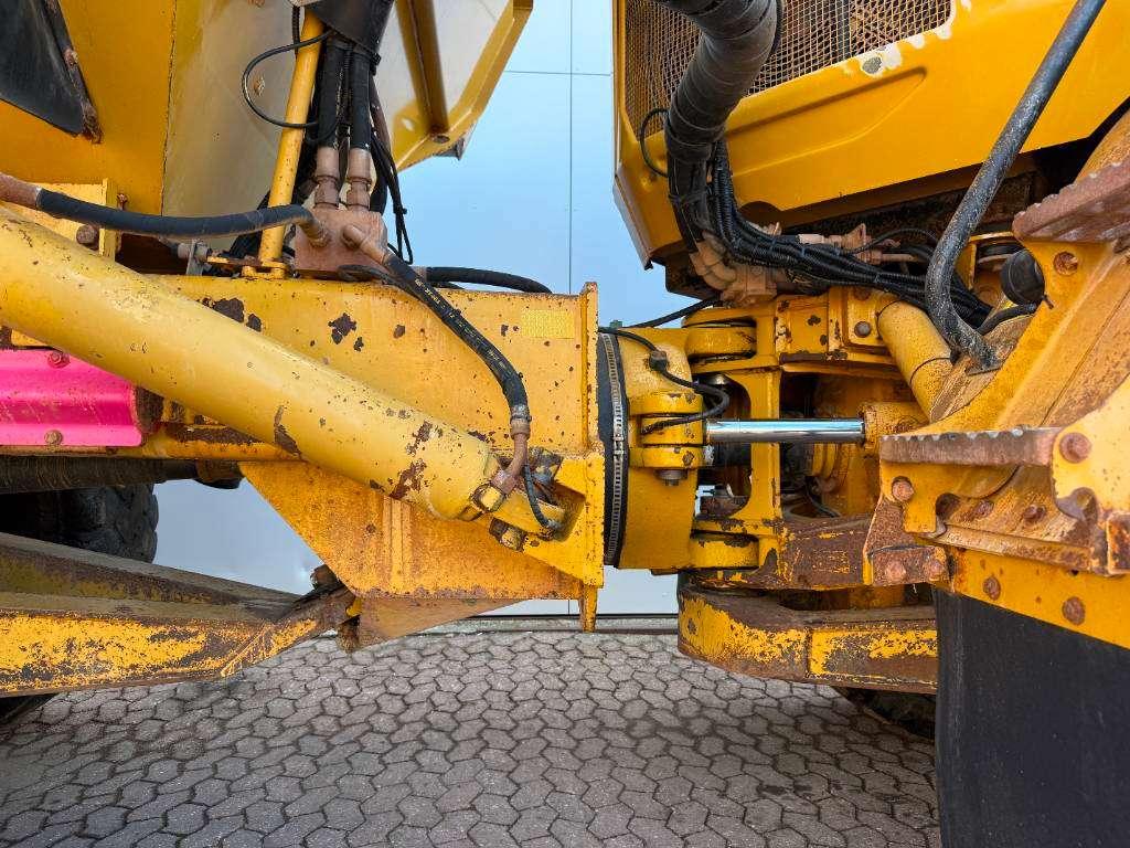 Caterpillar 730 - Automatic Greasing / Body Heating Photo 23