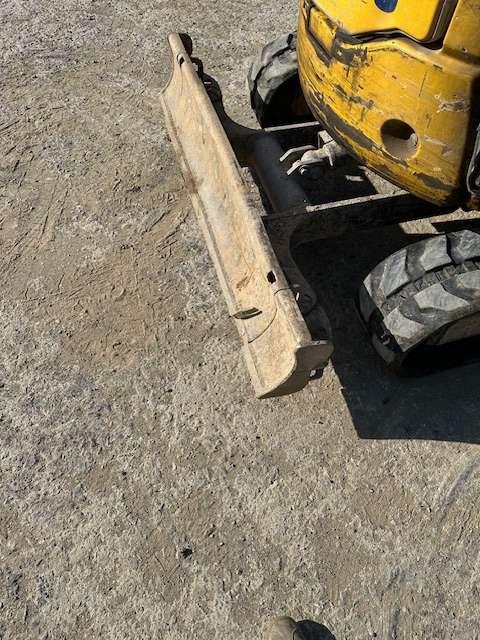 Komatsu PC 16 R-3 HS Photo 10