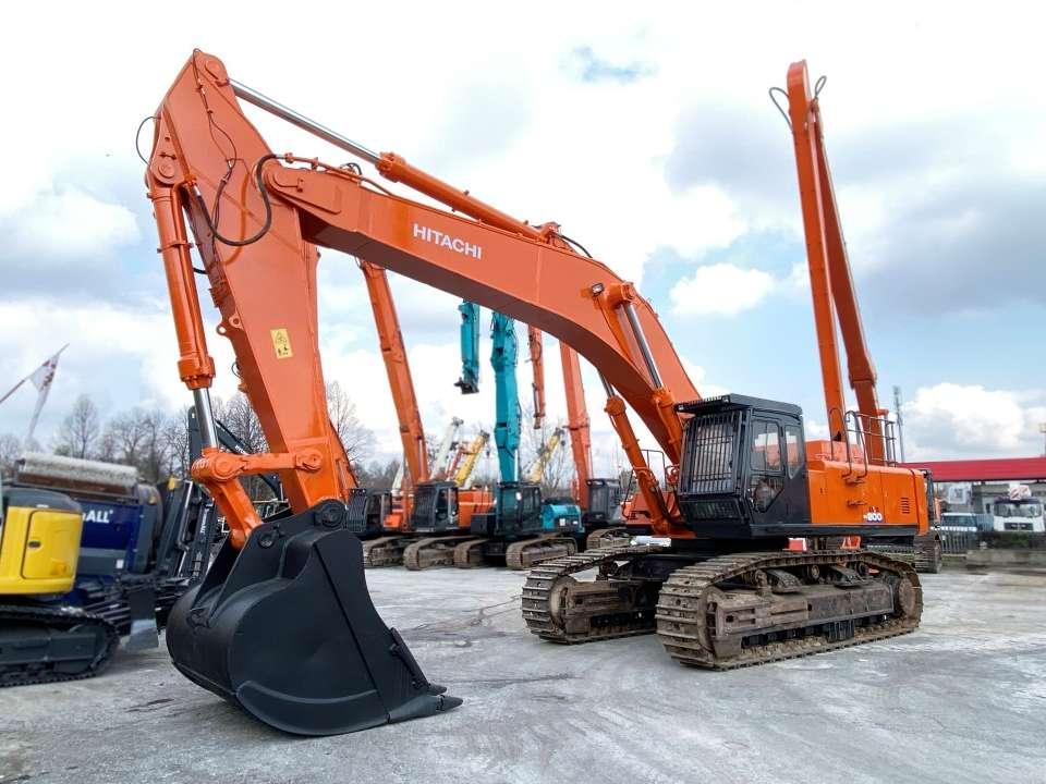 Hitachi EX800 Photo 1