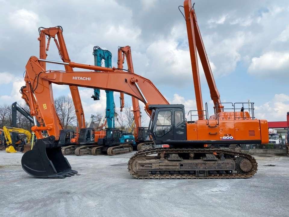 Hitachi EX800 Photo 2