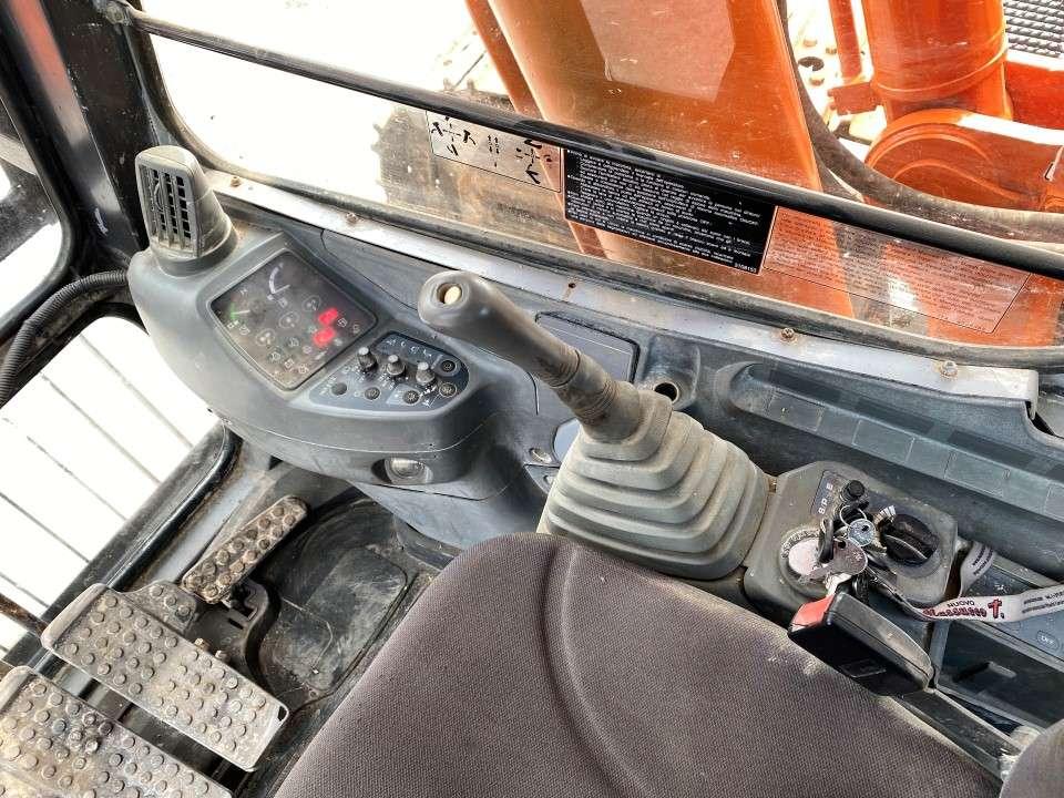 Hitachi EX800 Photo 7