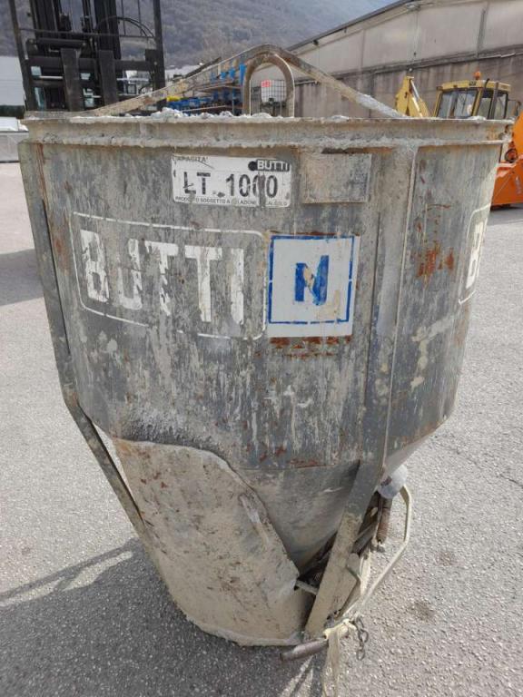 BUTTI Benne à béton Photo 2