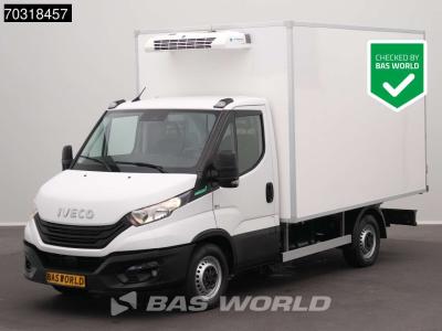 Iveco Daily 35S14 3.0L CNG Zijdeur Koelwagen Thermo King V-300 MAX Airco Cruise Camera Euro6 Bakwagen Koe en vente par BAS World B.V.