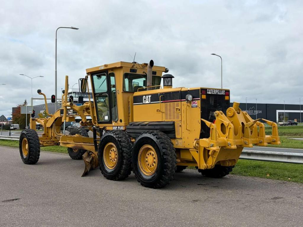 Caterpillar 140H Photo 3