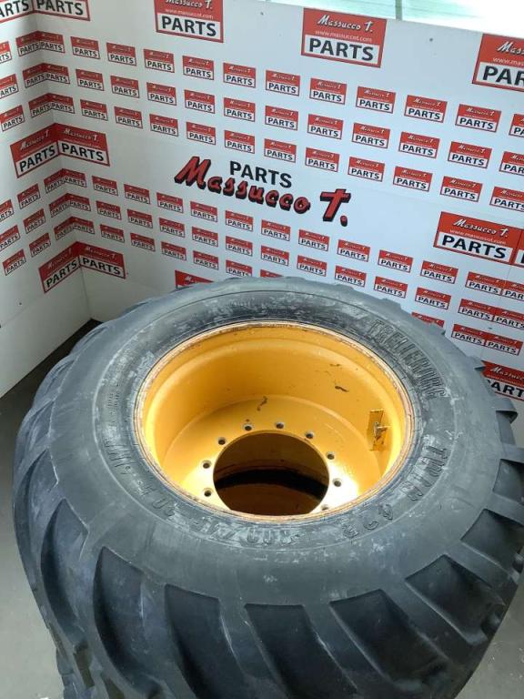 Pneu avec jantes pour Bell B20E Photo 1