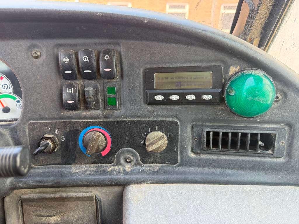 Caterpillar 725 - Automatic Greasing / Airco Photo 11