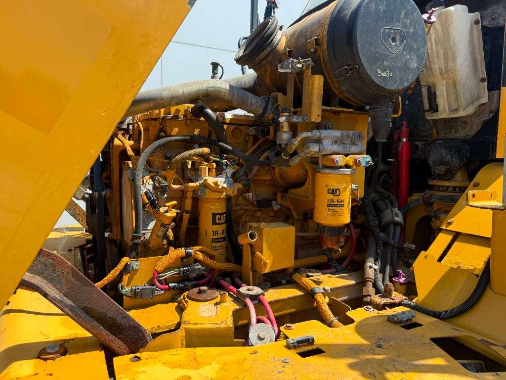 Caterpillar 725 - Automatic Greasing / Airco Photo 26