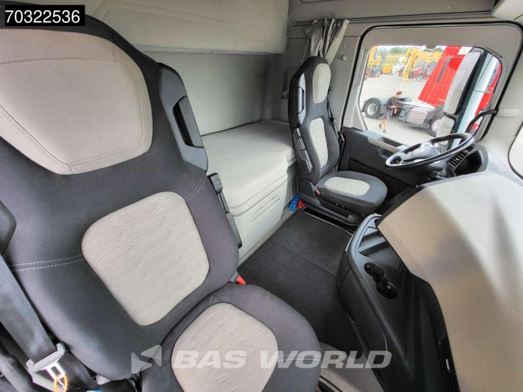 Ford F-Max 500 4X2 Retarder 2xTanks ACC Navi Standklima Photo 28