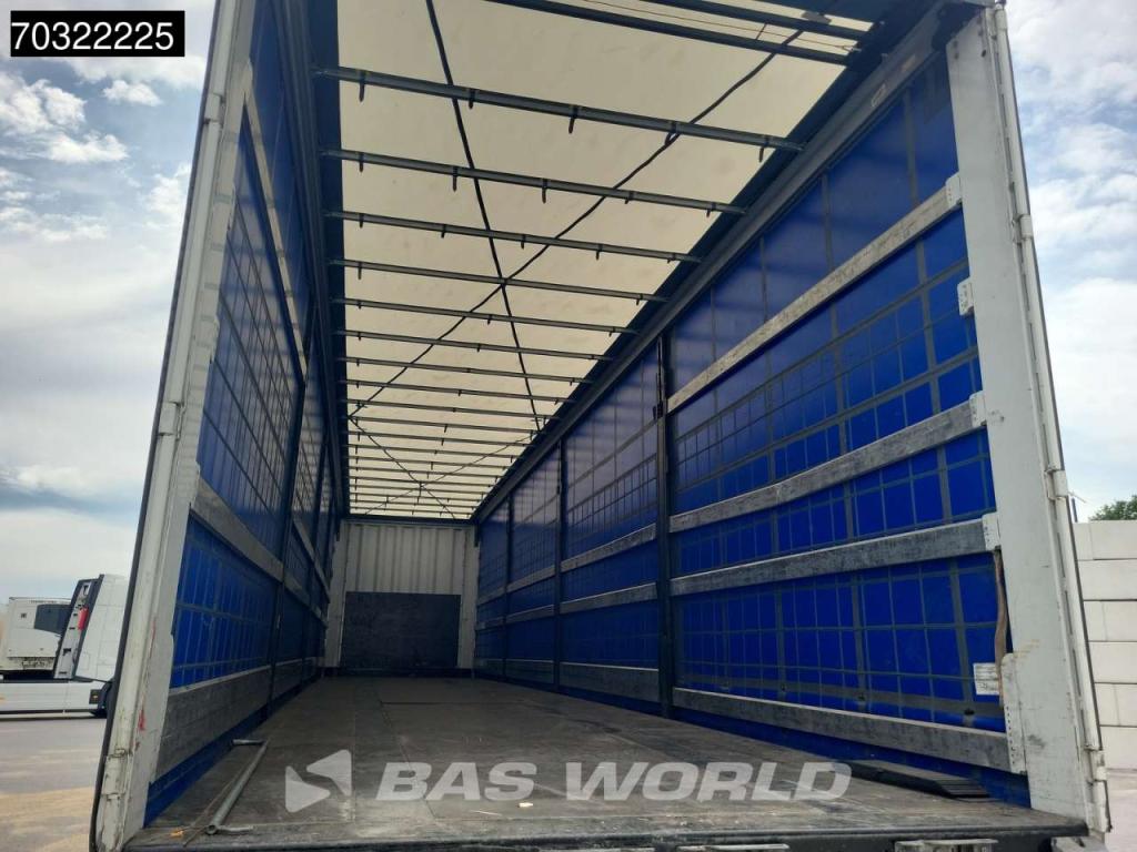 Krone SD Lift Axle Palletkist Anti Vandalism Sliding Roof Photo 10