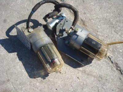 Support de filtre à carburant pour ZAXIS 210-3 E 240-3 en vente par OLM 90 Srl