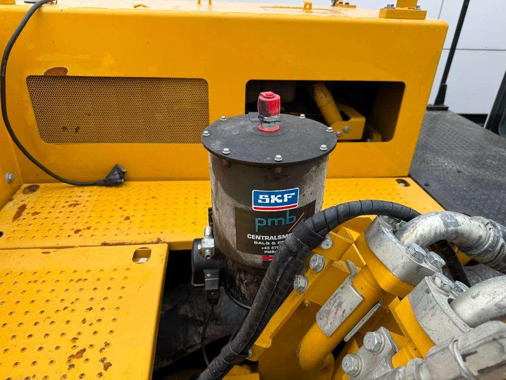 Caterpillar 374FL - Automatiac Greasing / Top Condition Photo 27