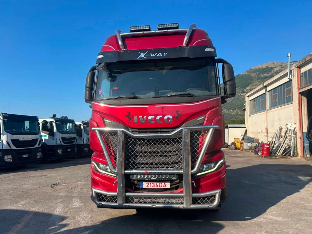 Iveco X-WAY 570 Photo 6